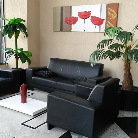 Apartamento Central Curitiba Oda fotoğraf